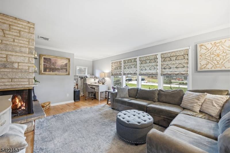 157 Oakwood Ave, North Haledon Boro, NJ 07508