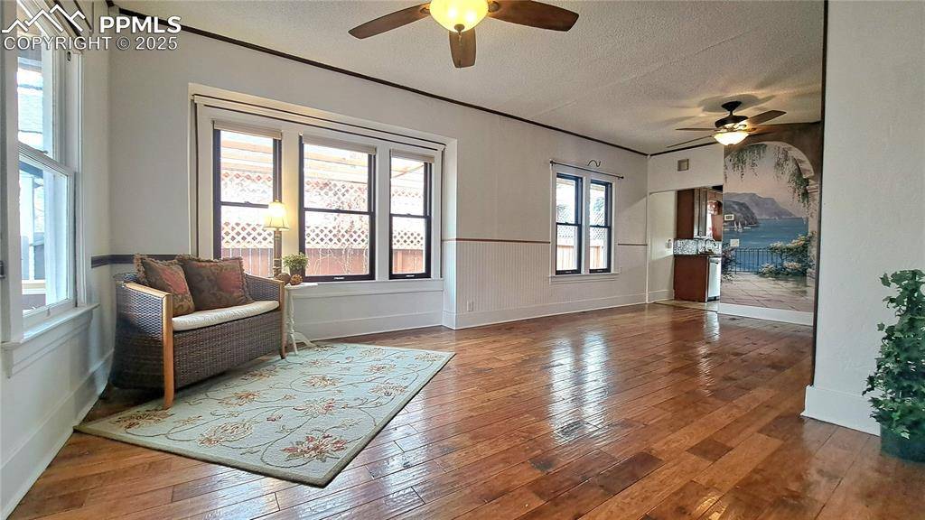 219 E Jefferson ST, Colorado Springs, CO 80907