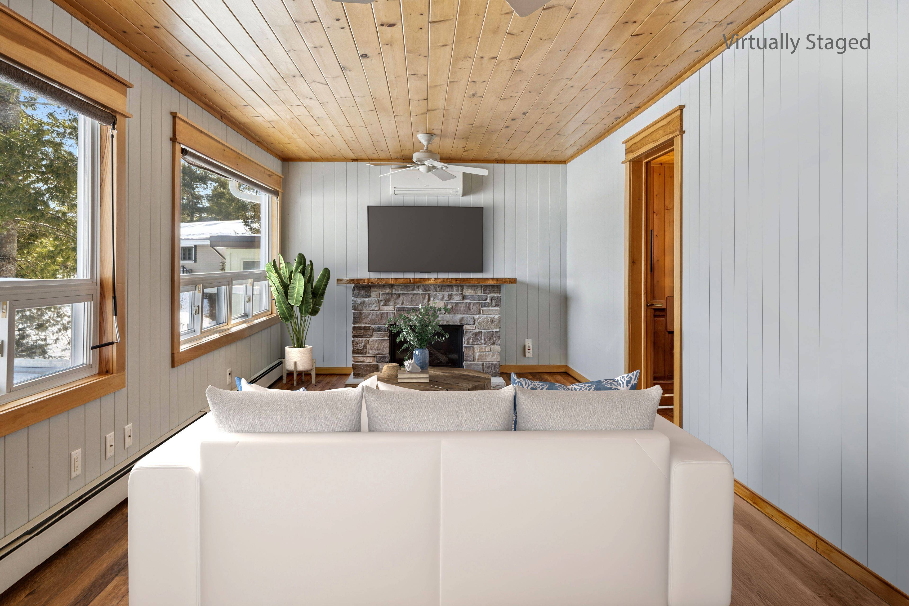 1075 Sandwood RD, Muskoka Lakes, ON P0B 1M0