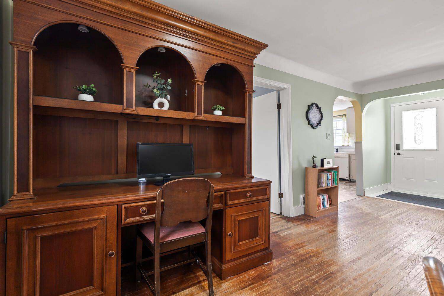 275 Ridout ST, West Elgin, ON N0L 2C0