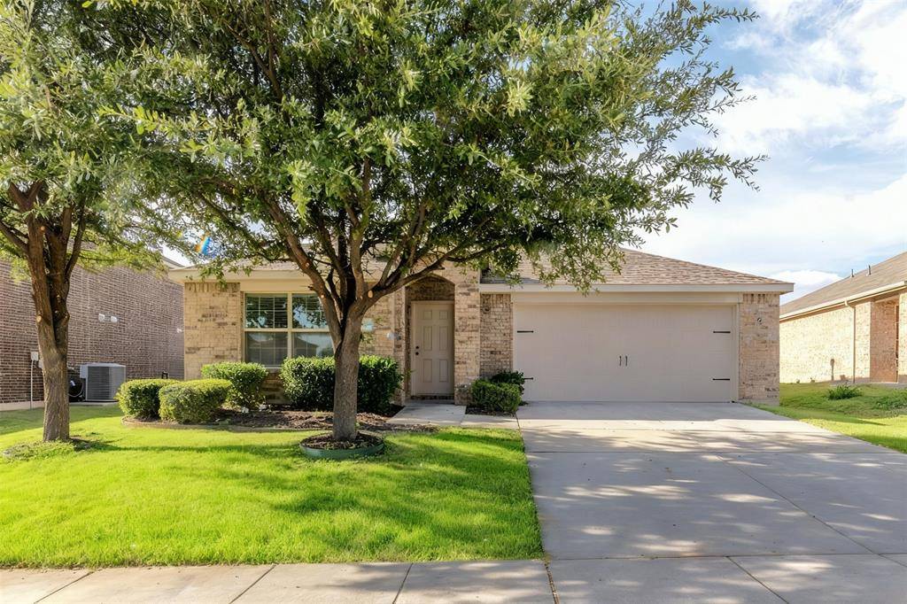 402 Andalusian Trail, Celina, TX 75009