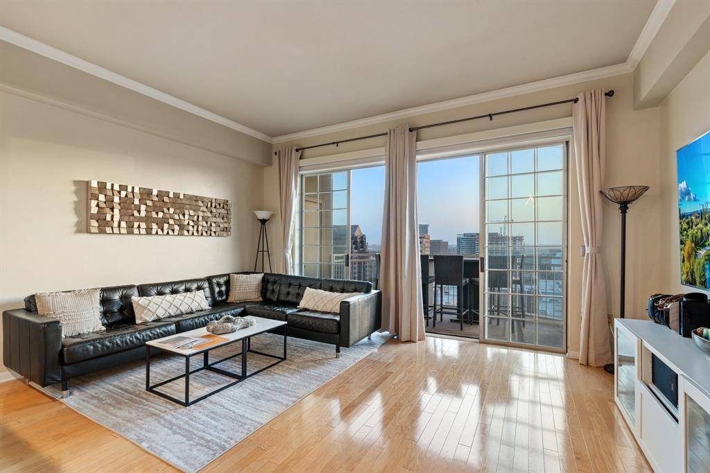 3225 Turtle Creek Boulevard #1420, Dallas, TX 75219