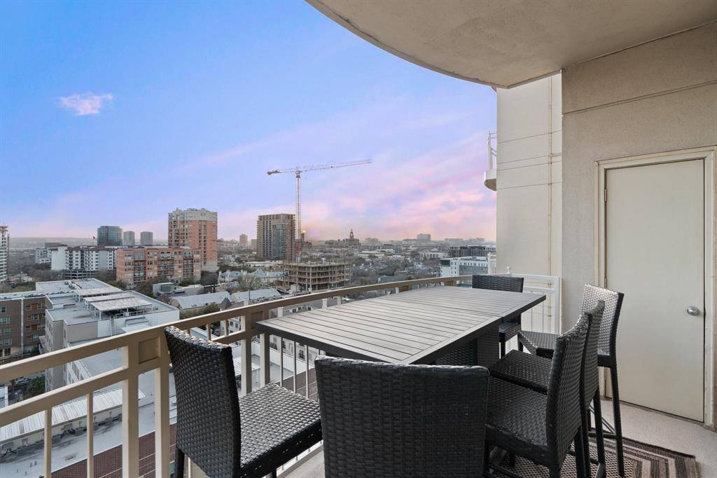 3225 Turtle Creek Boulevard #1420, Dallas, TX 75219