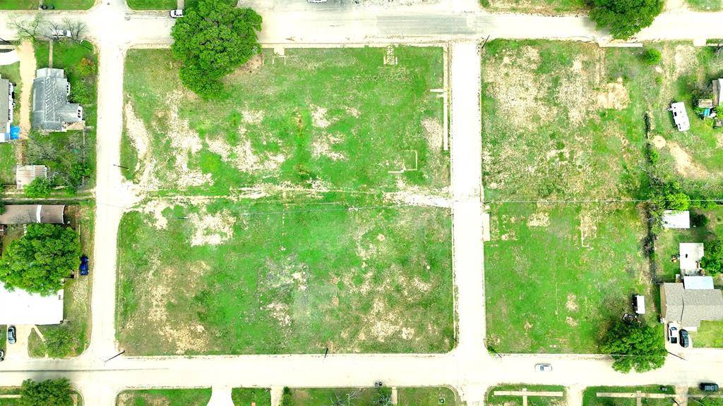 1304 S high Street, Brady, TX 76825