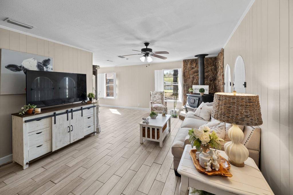 1132 N Fm 17, Alba, TX 75410