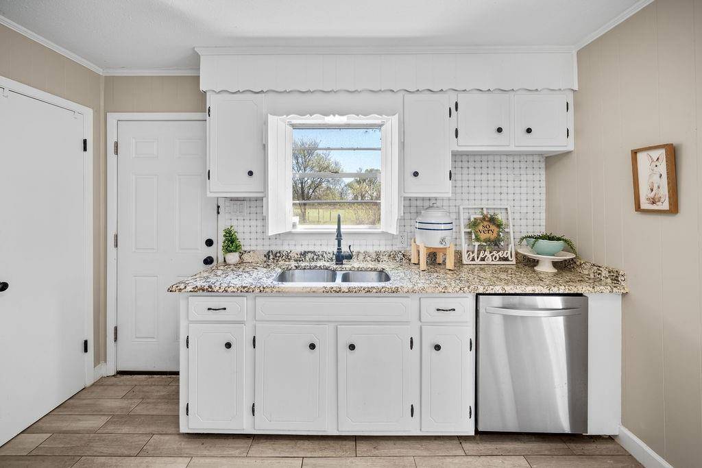 1132 N Fm 17, Alba, TX 75410