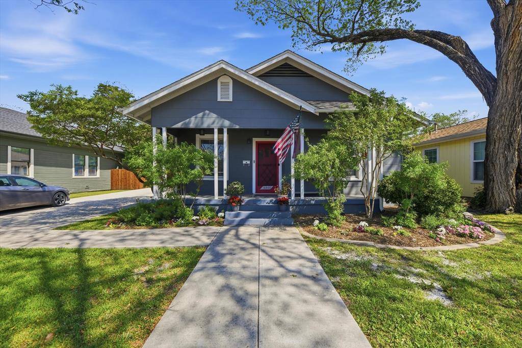 2241 Hurley Avenue, Fort Worth, TX 76110