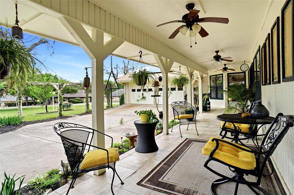 6122 Belvidere Circle, Granbury, TX 76049