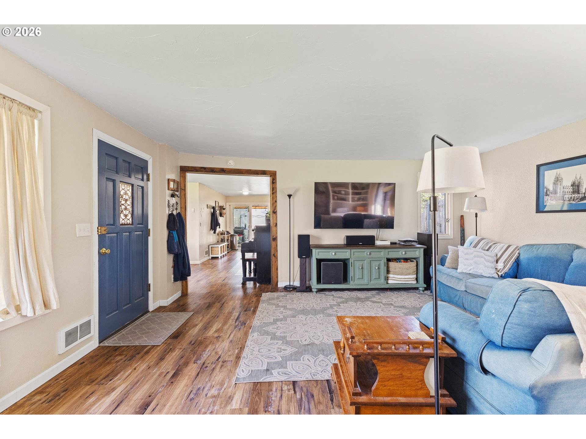 2713 OAK ST, North Bend, OR 97459