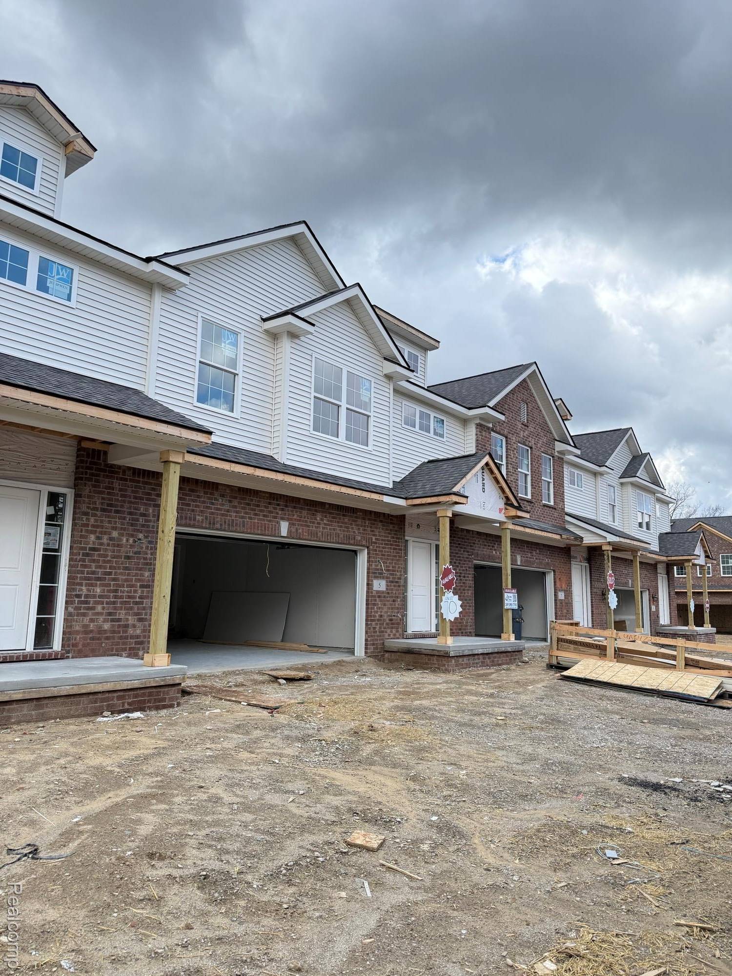 5 Grandview CIR #70, White Lake Charter Township, MI 48386