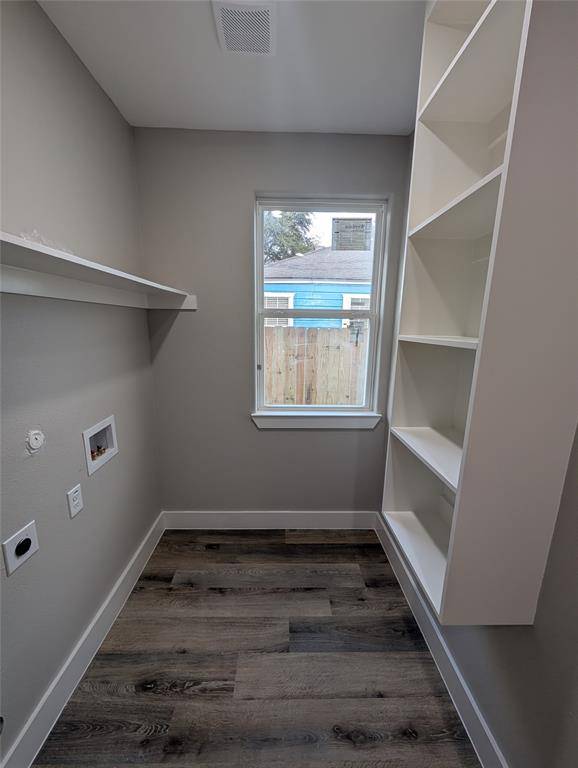 2631 Burger Avenue, Dallas, TX 75215