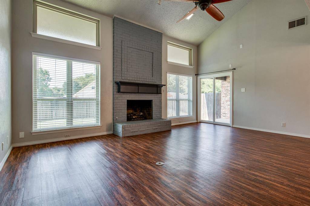 1728 Stonegate Drive, Denton, TX 76205