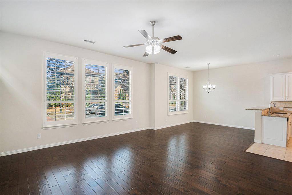 3916 Canton Jade Way, Arlington, TX 76005