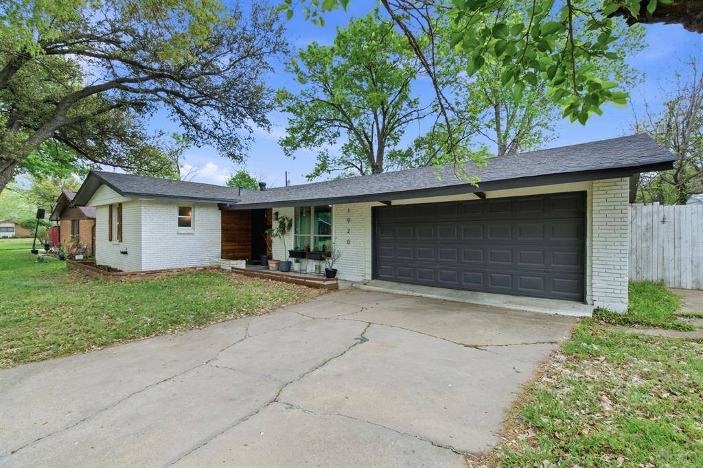 1920 Canterbury Street, Irving, TX 75062
