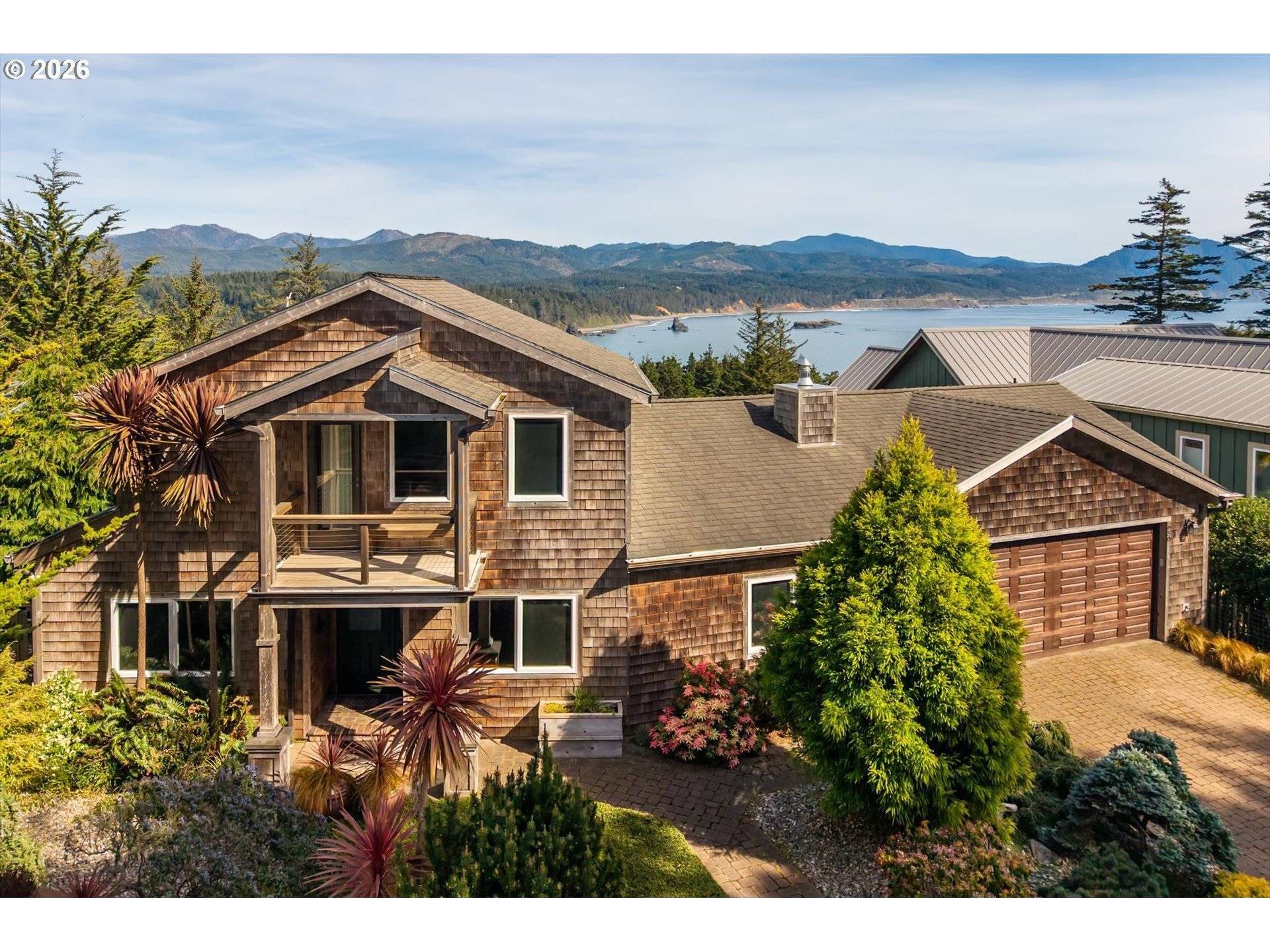 650 BOOT HILL RD, Port Orford, OR 97465