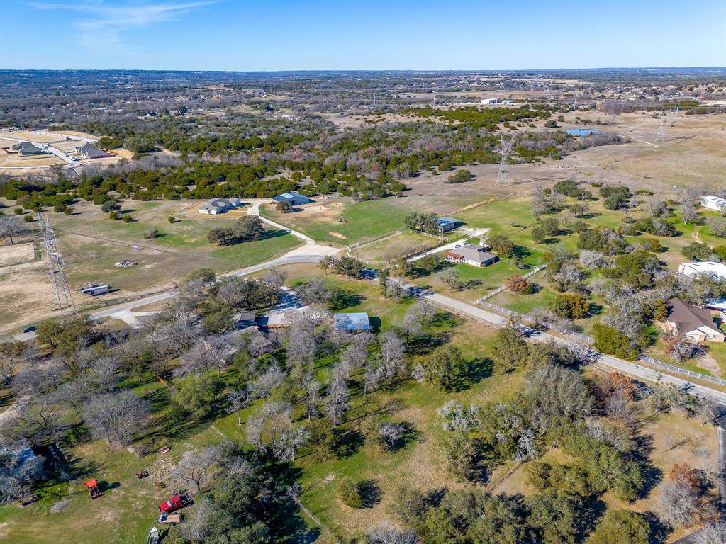118 Woodcrest Street, Weatherford, TX 76087