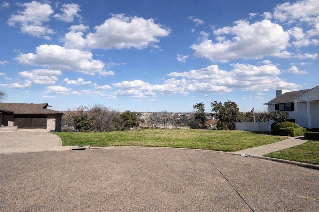 4505 Crown Knoll Circle, Dallas, TX 75232