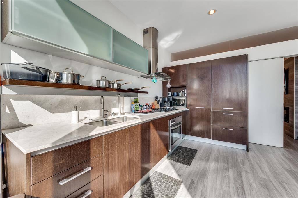 2430 Victory Park Lane #2601, Dallas, TX 75219