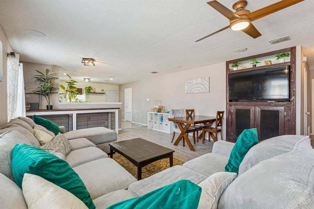 2704 Melanie Drive, Anna, TX 75409