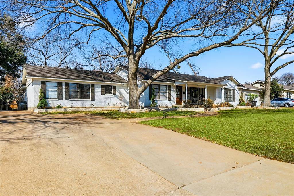 6724 Kirkwood Road, Fort Worth, TX 76116