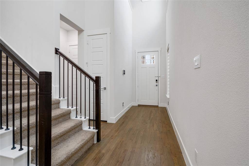 8331 Nunley Lane, Dallas, TX 75231