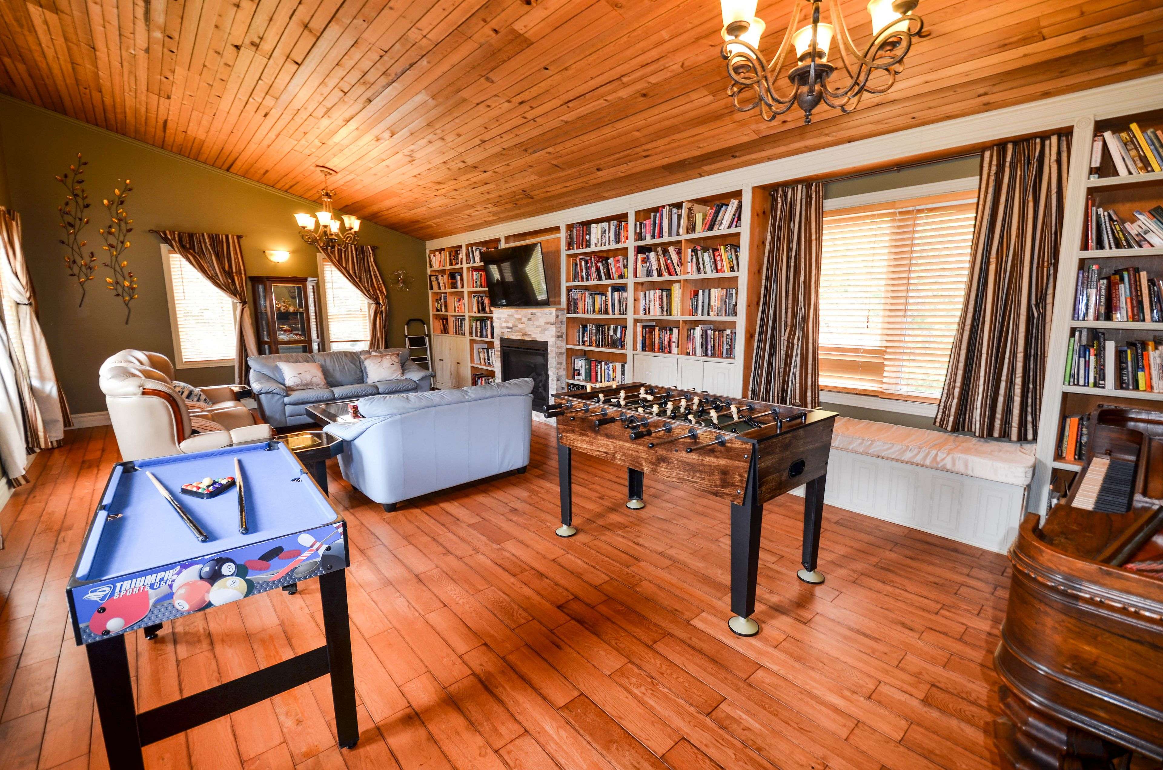 49 WINFIELD DR, Tay, ON L0K 2A0