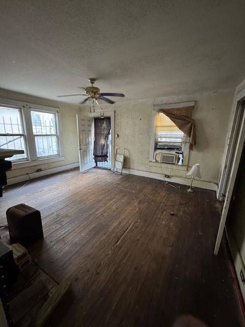 3900 Colonial Avenue, Dallas, TX 75215