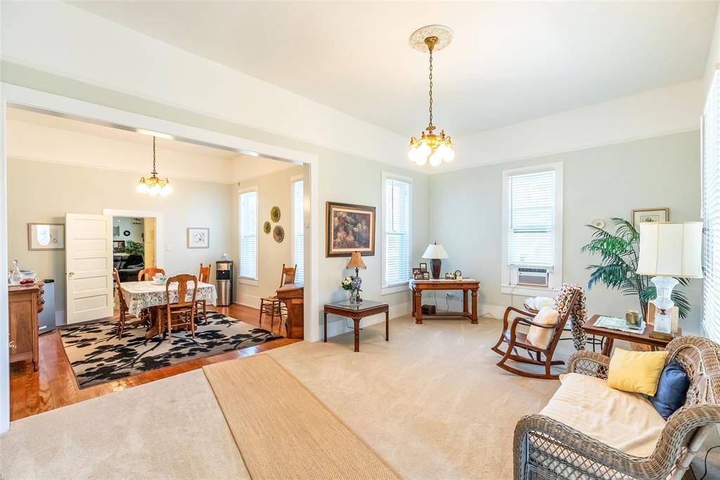 902 W 12th Street, Cisco, TX 76437