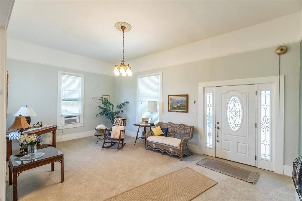 902 W 12th Street, Cisco, TX 76437