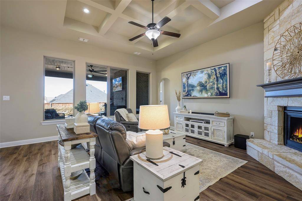 9909 Snake River Drive, Little Elm, TX 75068