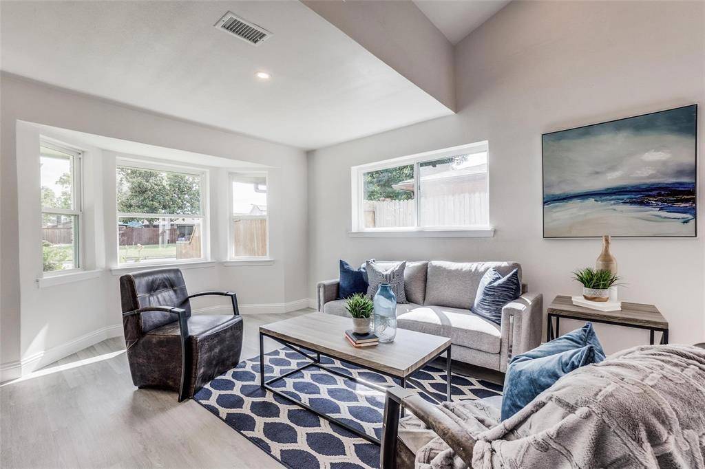 6494 Lontos Drive, Dallas, TX 75214