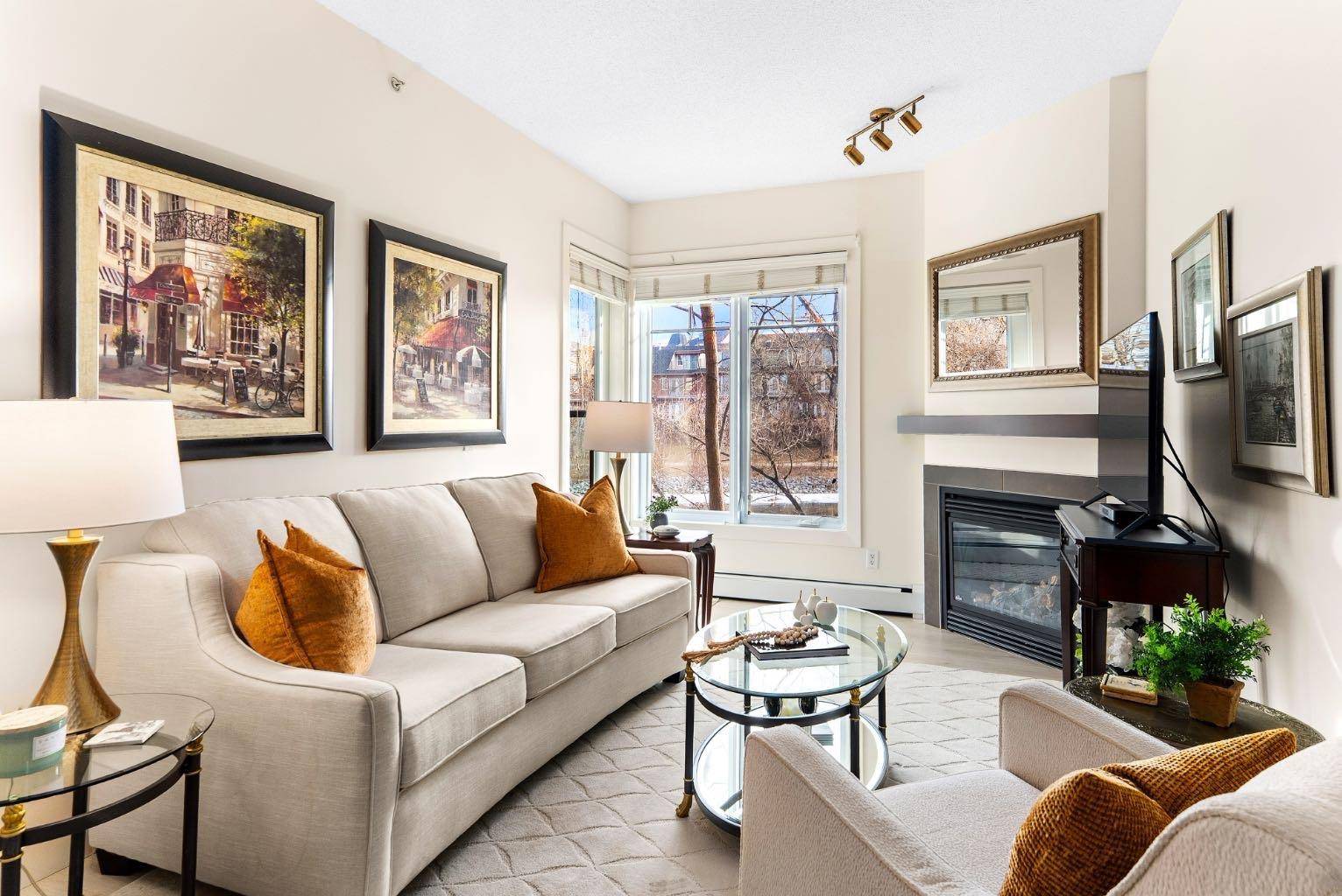 108 25 AVE SW #105, Calgary, AB T2S 0K9