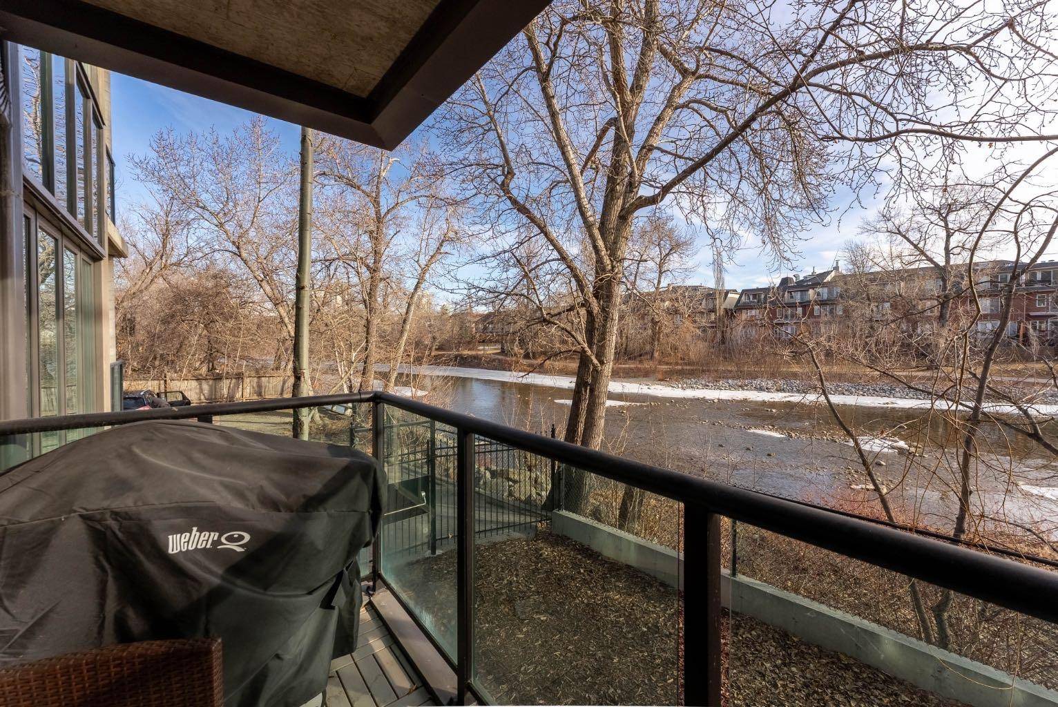 108 25 AVE SW #105, Calgary, AB T2S 0K9