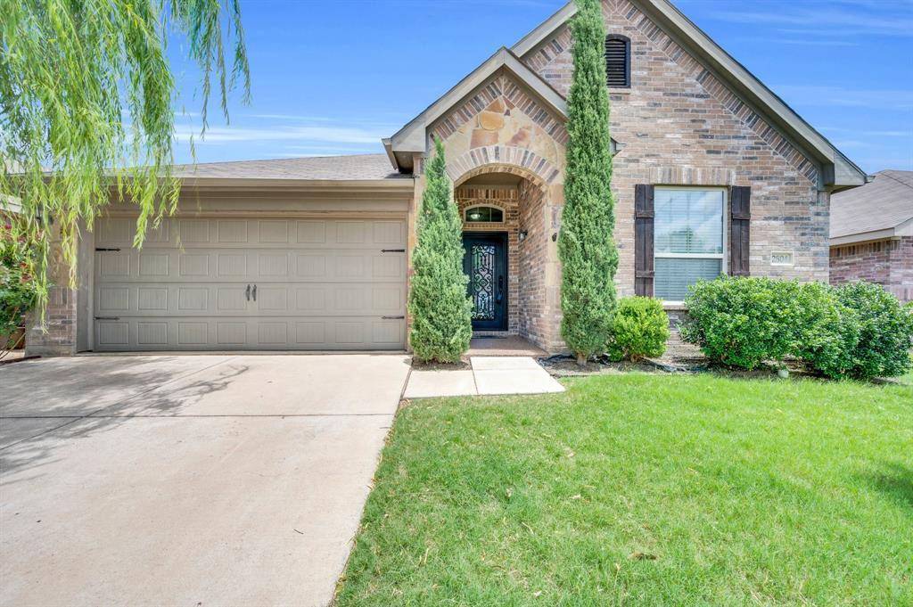 2804 Stonewall Lane, Fort Worth, TX 76123