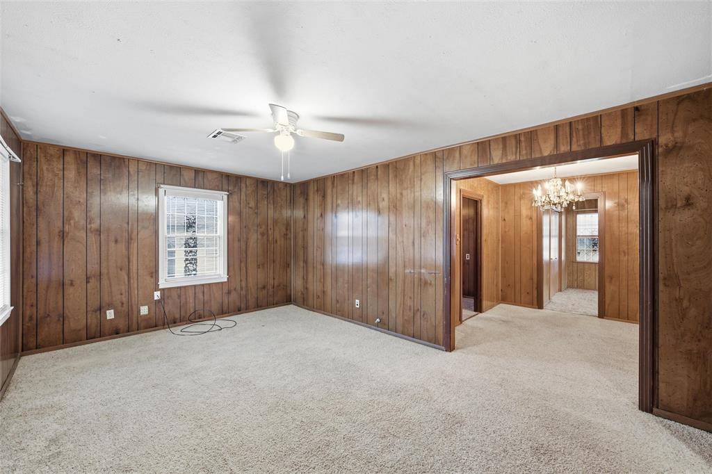 3820 Hiland Drive, Beverly Hills, TX 76711