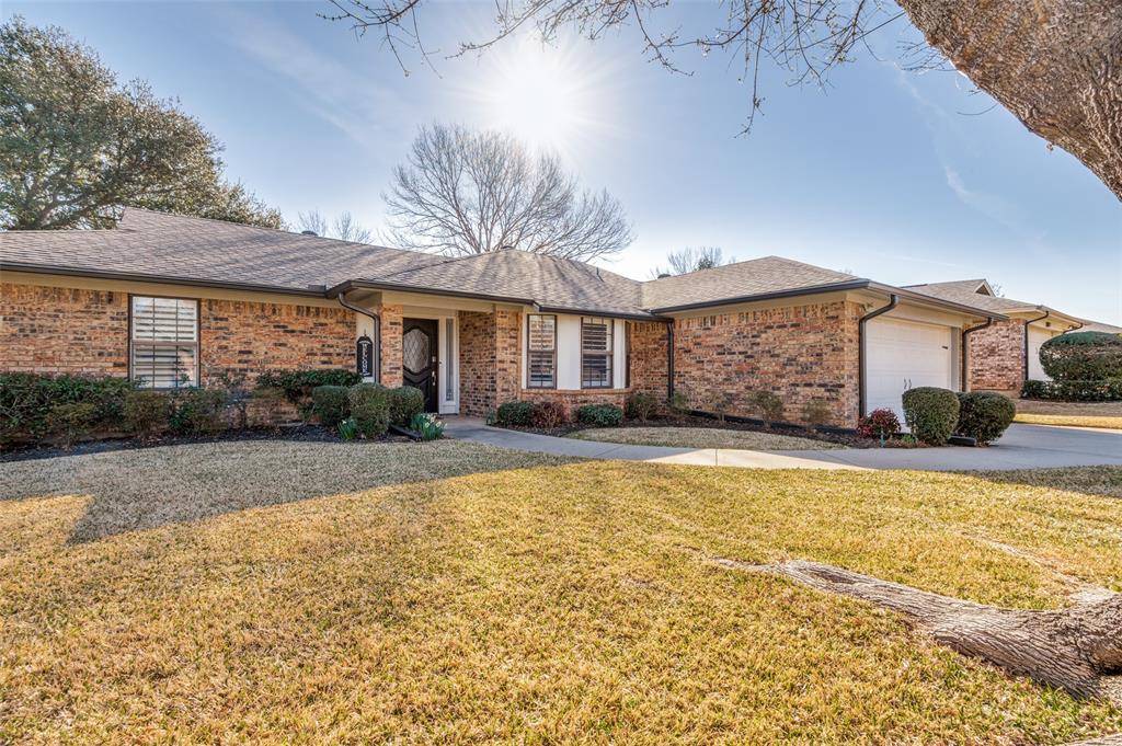 7312 Hialeah Circle W, North Richland Hills, TX 76182