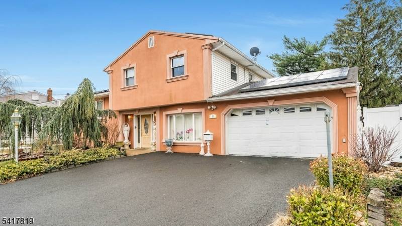 8 Monaghan Rd, Edison Twp., NJ 08817