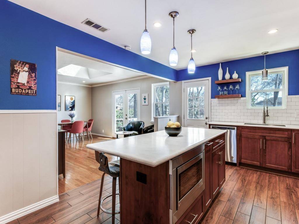 8306 Stony Creek Drive, Dallas, TX 75228