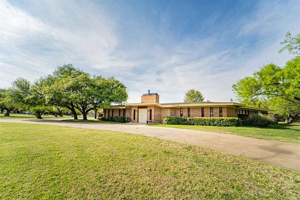 4 Chaparral Lane, Breckenridge, TX 76424