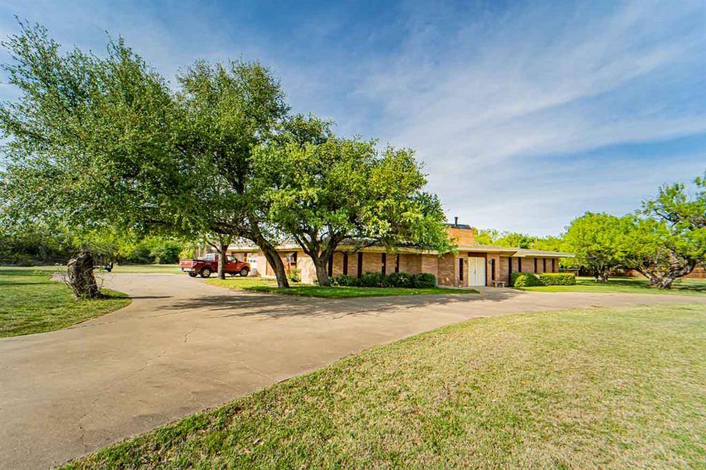 4 Chaparral Lane, Breckenridge, TX 76424