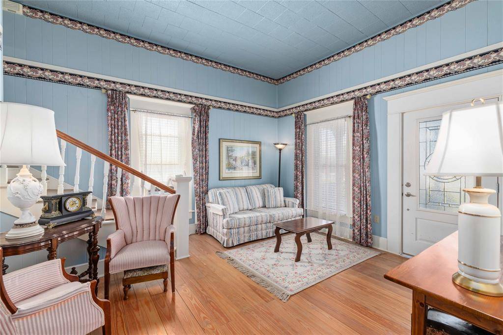 302 N Winkler Street, Gorman, TX 76454