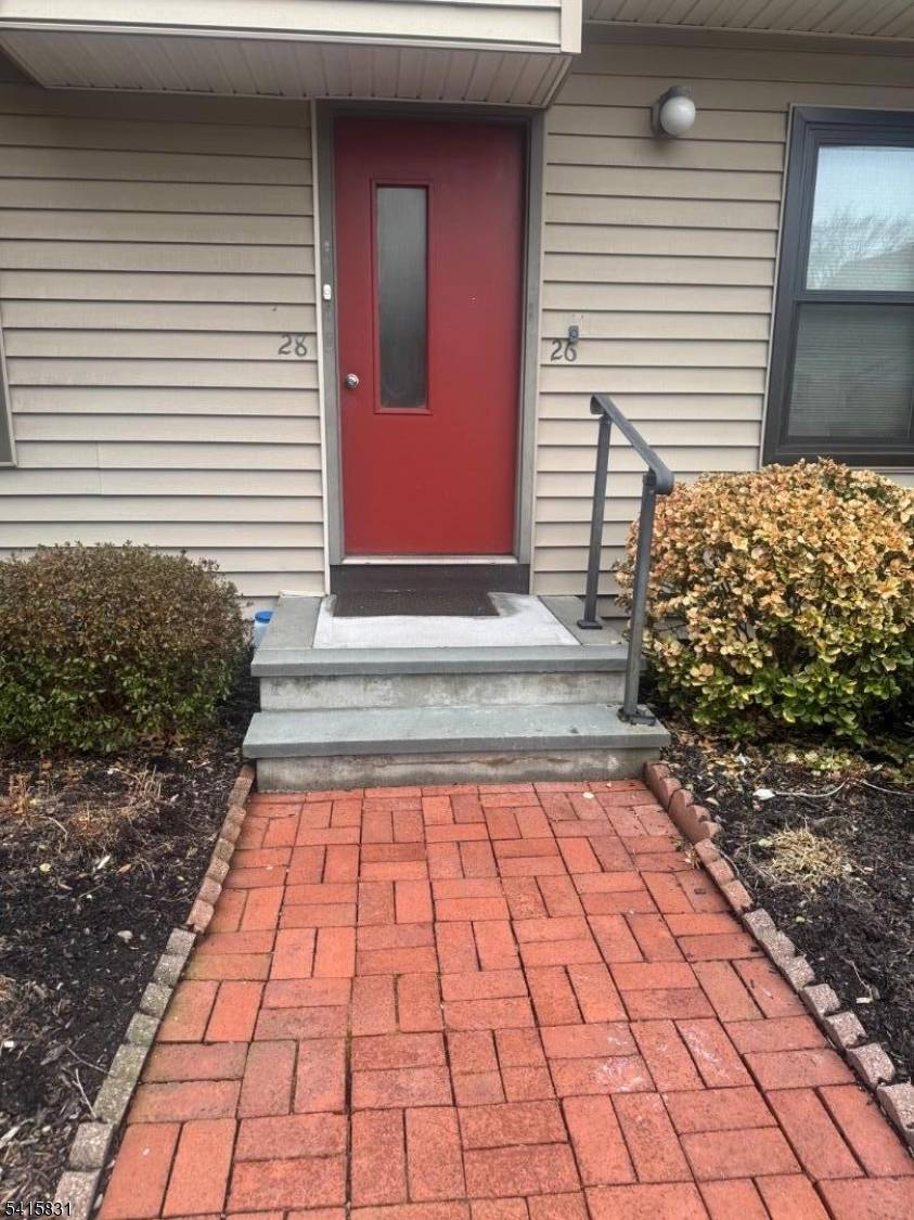 77 Liberty St #26, Little Ferry Boro, NJ 07643