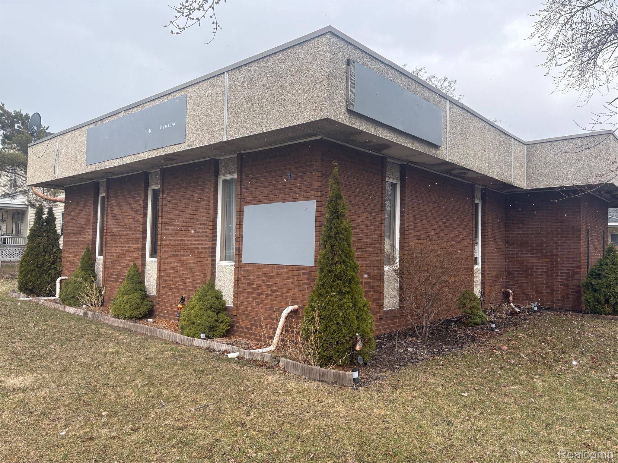 929 Division ST, Port Huron, MI 48060