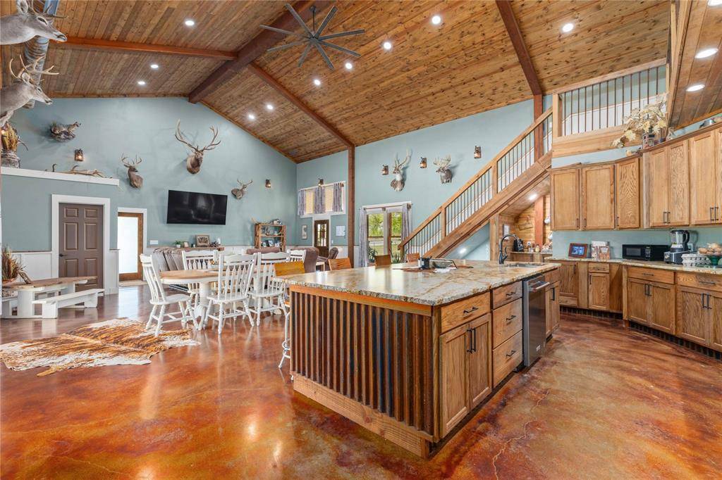 1601 County Road 156, Bangs, TX 76823