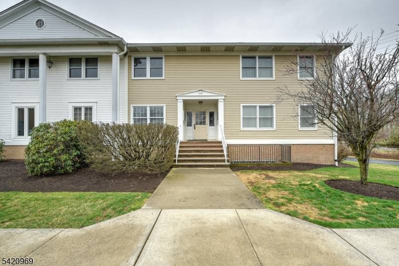 105 Newark Pompton Tpke #C24, Pequannock Twp., NJ 07440