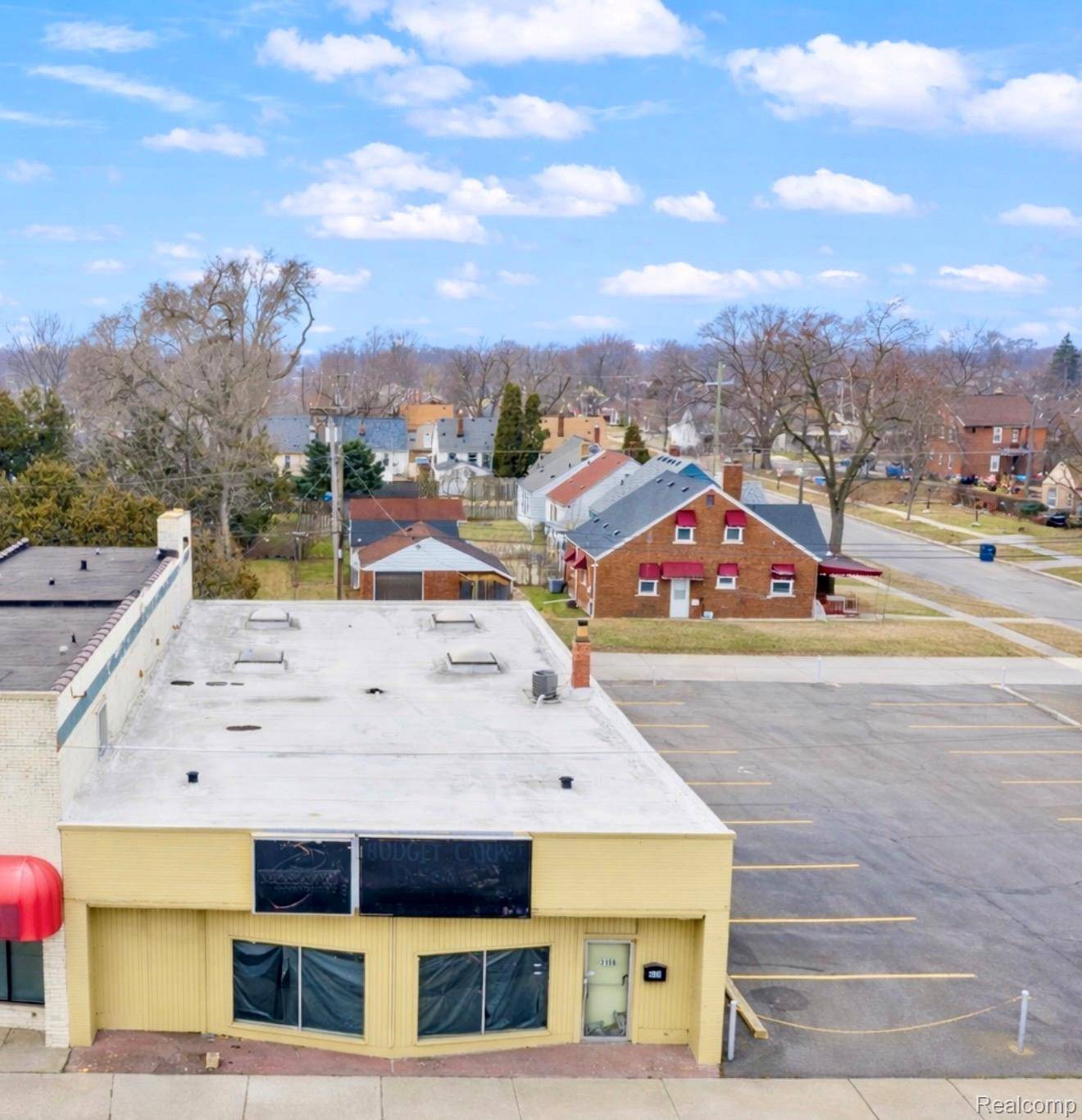 3168 Fort ST, Lincoln Park, MI 48146