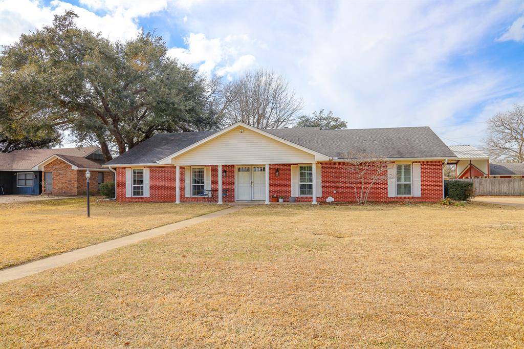 4 Circle Drive, Teague, TX 75860