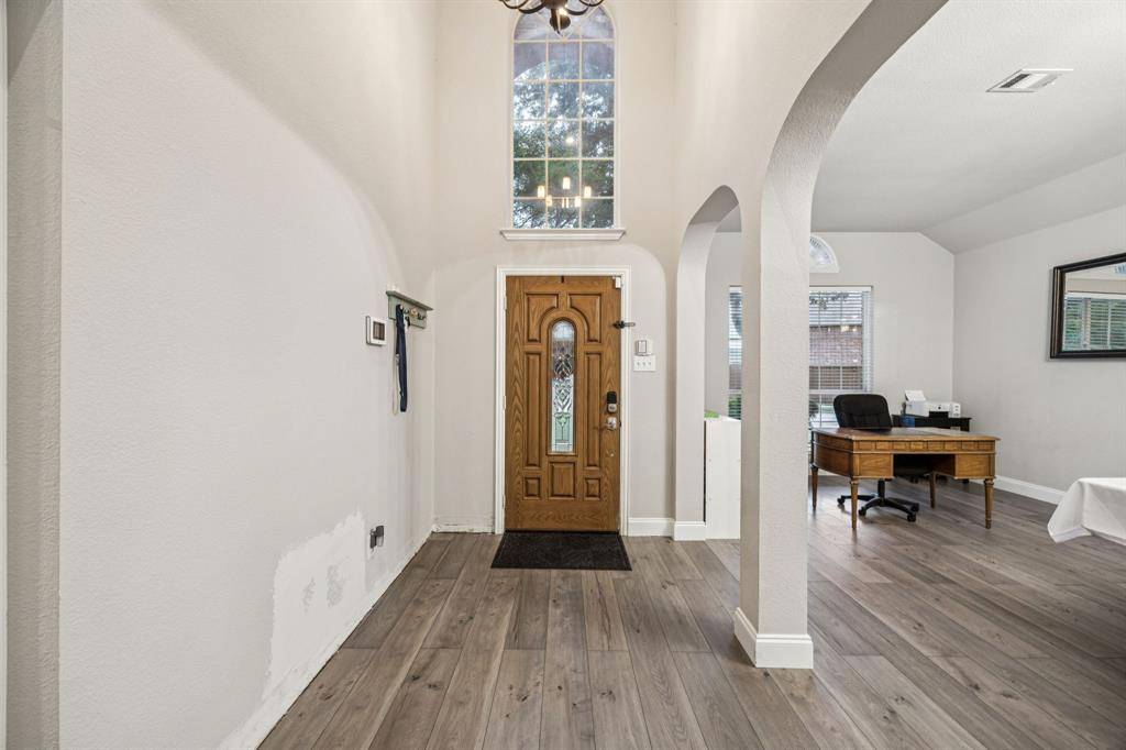 5902 Ambassador Lane, Rowlett, TX 75089