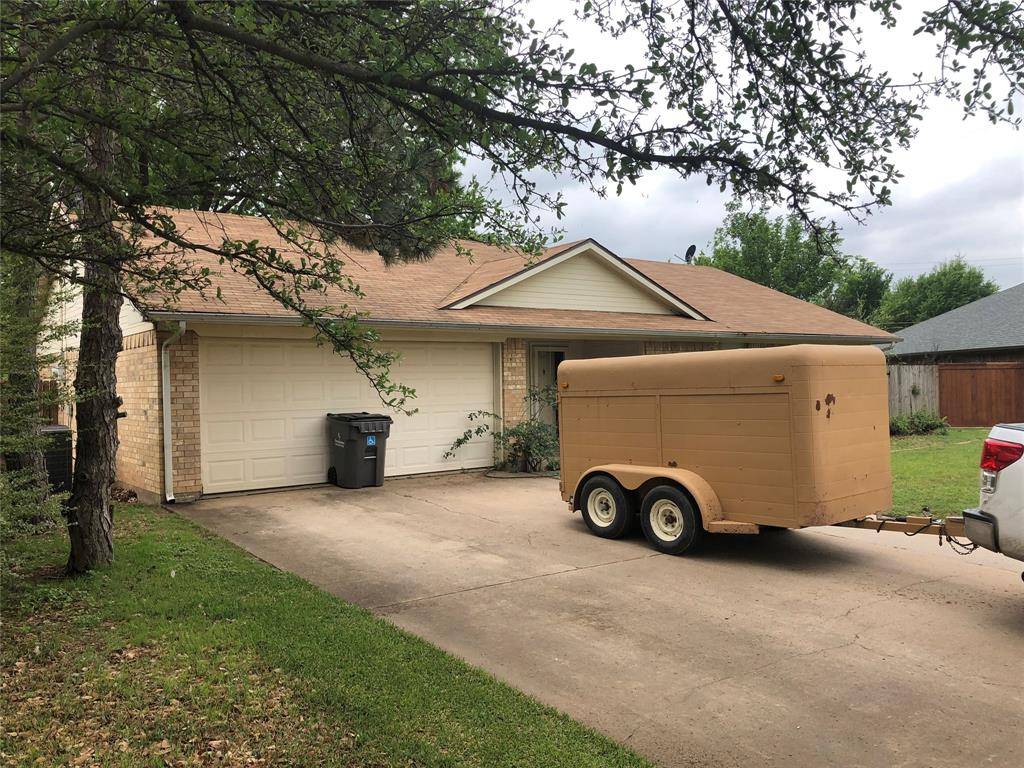 1211 Corvadura Street, Graham, TX 76450