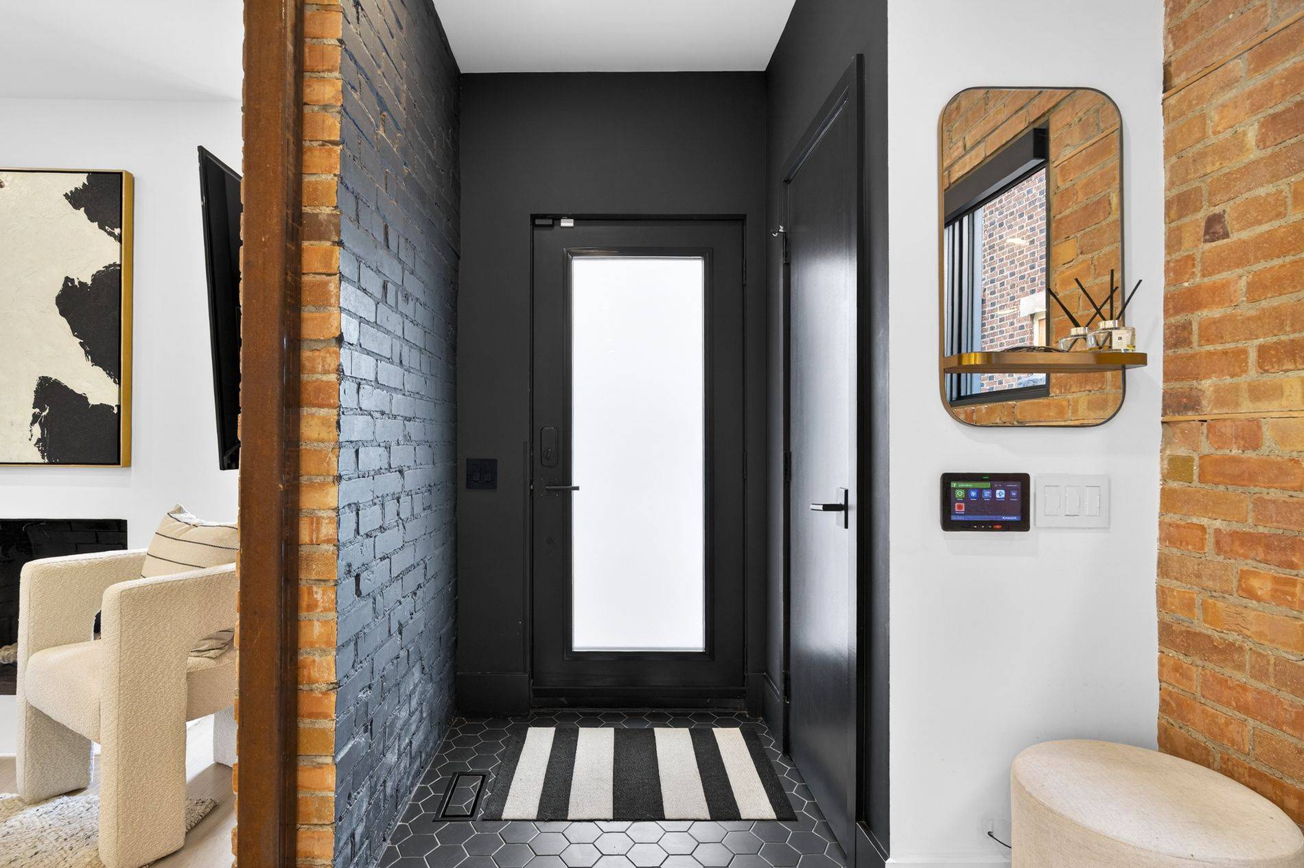 3 St Hilda's AVE, Toronto C04, ON M4N 2P3